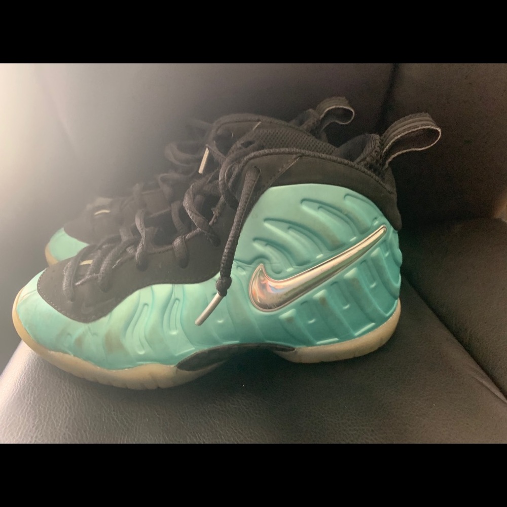 Nike Foamposites Kids Size 13